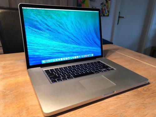 Macbook Pro 15 inch i7 Quad Core 8GB Ram 512GB SSD  EXTRA039S