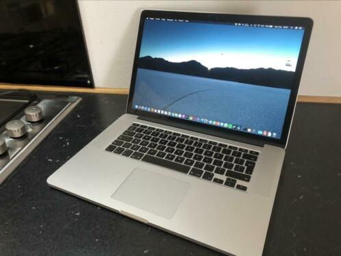 MacBook Pro 15 inch  Intel i7  16GB  500GB SSD