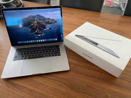 MacBook Pro 15-inch, Late 2016, 1TB SSD, Touch bar, 2,9 GHz