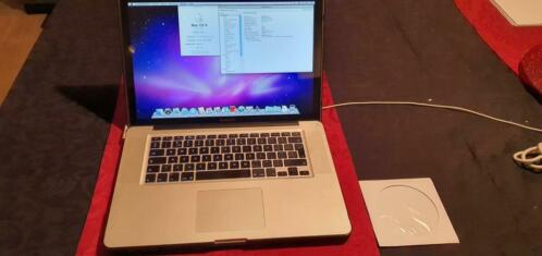 Macbook pro 15 inch medio 2009 inclusief toetsenbord