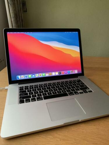 Macbook Pro 15-Inch met nieuwe accu