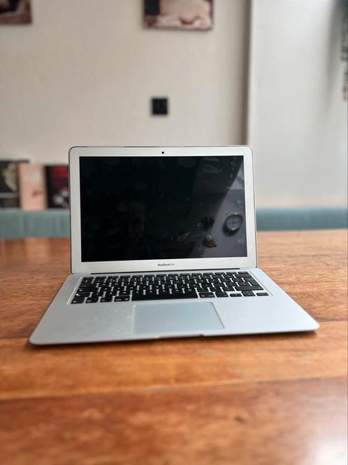 MacBook Pro 15 inch met originele oplader