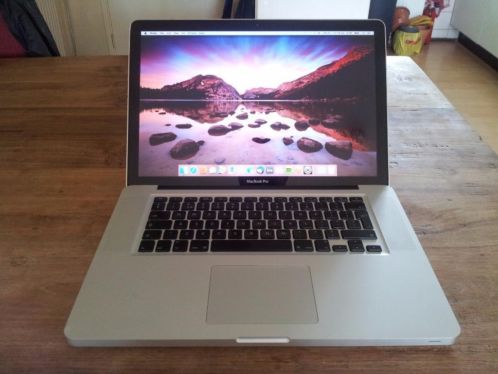 macbook pro 15 inch (mid-2010)