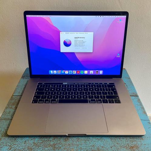 MacBook Pro 15 inch mid 2018