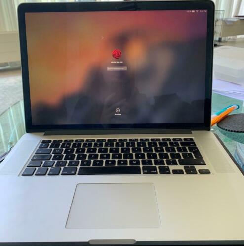 MacBook Pro 15 inch retina