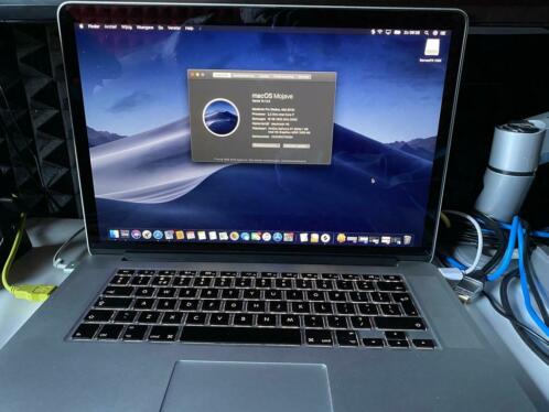 MacBook Pro 15 inch Retina display, i7, 16GB, 256 SSD