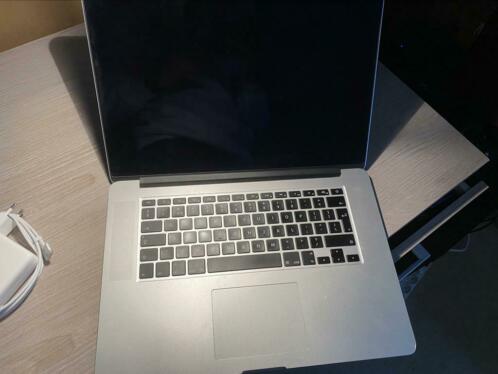 MacBook Pro 15-inch retina eind 2013 256gb SSD intel core i7