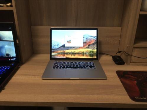 Macbook pro 15 inch RetinaI716GBSSD Topstaat