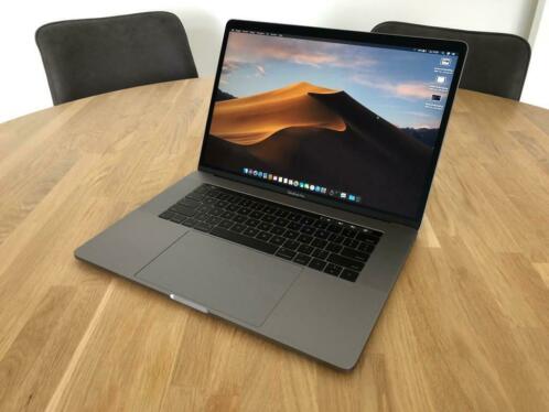 MacBook Pro 15 inch Touchbar 2,916GB512GB SSD garantie 03921