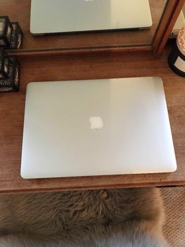 Macbook Pro 15 inch van 2015 met Retina scherm