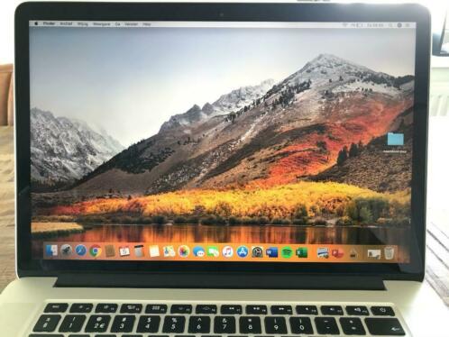 Macbook Pro 15 inch16GB RAM512GB SSD2,5GHz i7 processor