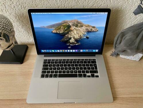Macbook Pro 15 Retina 2015 2.5 I7 16GB512GB SSD
