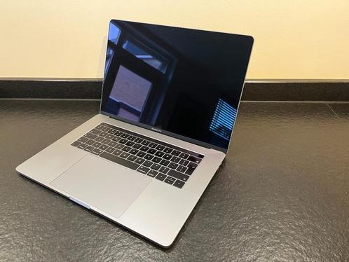 MacBook Pro 15 TouchBar 2018  2,6 GHz Core  i7  512GB SSD