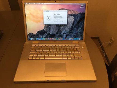 Macbook pro 15034 2008 core2duo 2.4ghz  2gb  200gb harddisk