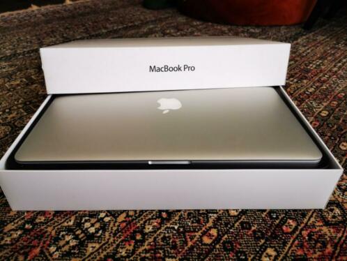 Macbook Pro 15034 2012  i7  2,3 Ghz  8gb  compleet