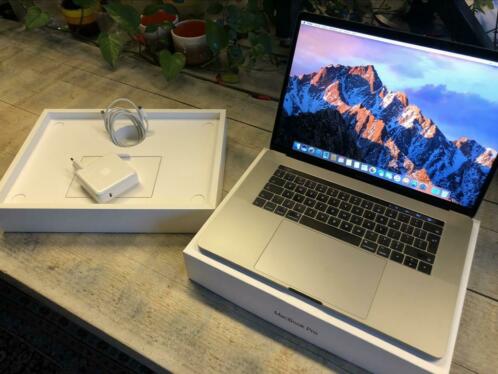 Macbook Pro 15034 2017 2.9 i7 16GB  2TB SSD - Nieuwe Batterij