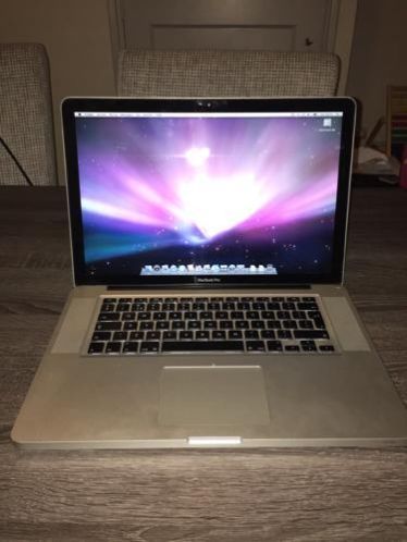MacBook Pro 15034 2,53GHz ic2d 4GB 320GB HDD in goede staat