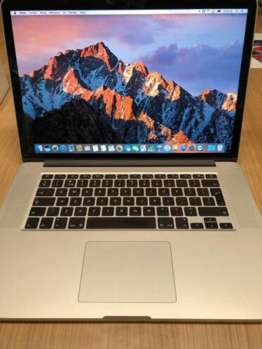 macbook pro 15034 256gb 16gb 2.2ghz