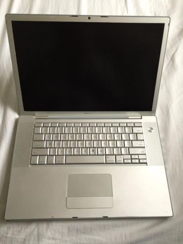 MacBook Pro 15034 early 2008 laptop met extra geheugen
