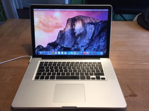 Macbook pro 15034 eind 2011 I7 2.2 GHz - 8 GB - 500 GB HDD