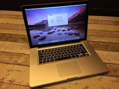Macbook pro 15034 i7 2,2 Ghz, 8 GB 500 GB HDD High resolution