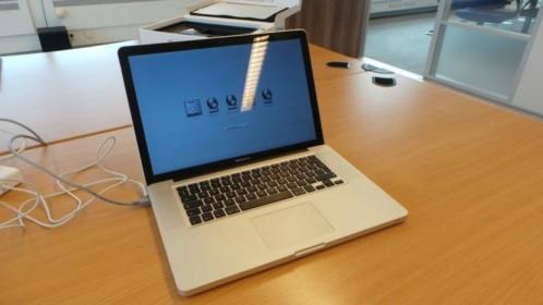 MacBook Pro 15034 i7 2,4GHz 4GB 500GB HDD (Refurbished)