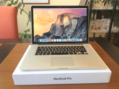 Macbook Pro 15034 Retina 2.3 Ghz I7 8GB256SSD Inruil Mogelijk