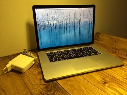 MacBook Pro 15034 Retina 2,6Ghz i7, 16GB, 1TB incl. sleeve
