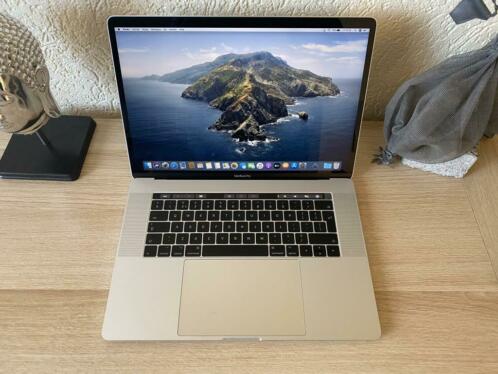 Macbook Pro 15034 TouchBar 2017 2.7 I7 16GB512 SSD