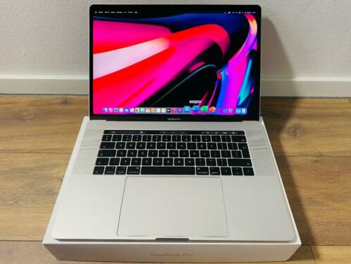 Macbook Pro 15034 TouchBar i7 2,8 GHz QC 16GB Ram  EXTRA039S