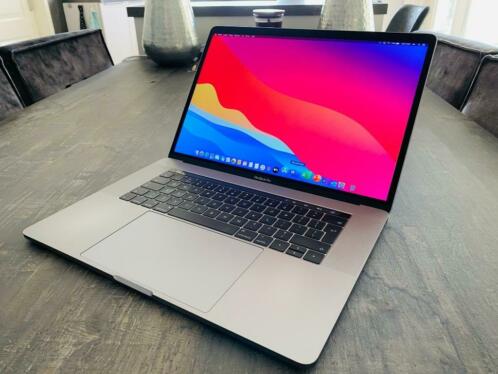 Macbook Pro 15034 TouchBar i7 3,1 GHz QC 16GB 1TB SSD  EXTRA