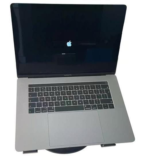 MacBook Pro 15,4-inch-2018-2,6GHz 6-Core IntelCore i7-1Tb