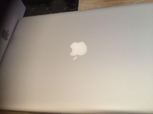 MacBook Pro 15.4 Inch 2.3Ghz  I7