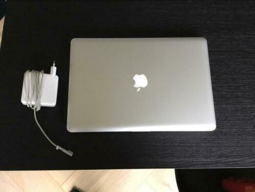 macbook pro 15,4 inch