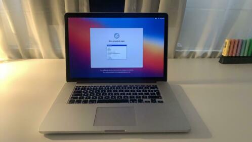 MacBook Pro 15inch - 1TB - 16GB - zgan