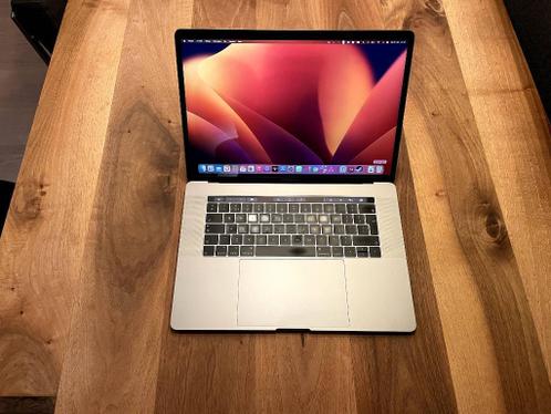 MacBook Pro 15quot (2018) i7  16gb RAM  256gb SSD