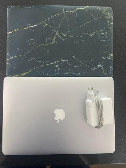 Macbook pro 15quot i7 256GB