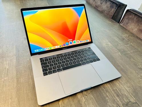 Macbook Pro 15quot Retina TouchBar i7 2,8 GHz 16GB   EXTRAx27S