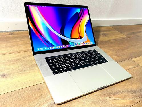 Macbook Pro 15quot TouchBar i7 2,8 Ghz 16GB Ram 512GB  EXTRAx27S