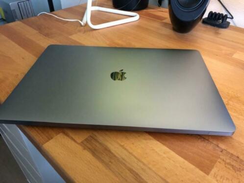 macbook pro 16 inch 1 Tb 16 Gb Ram i9 spacegrey