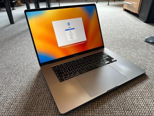 MacBook Pro - 16 inch (2019) (Intel i7, 32 GB, 512 GB)