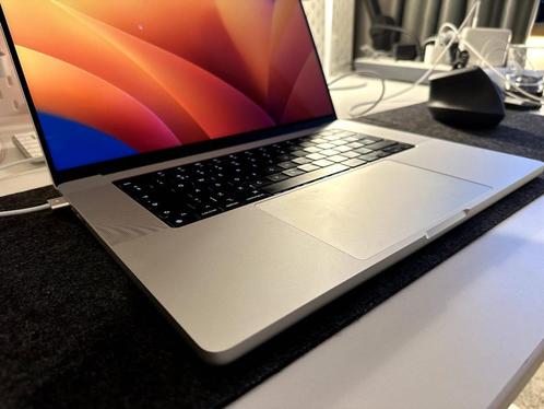 MacBook Pro 16-inch, 2021 (16 GB geheugen, 512 GB opslag)