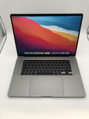 MacBook Pro 16 inch  2.3 GHz i9  1TB SSD  16GB ram ZGAN