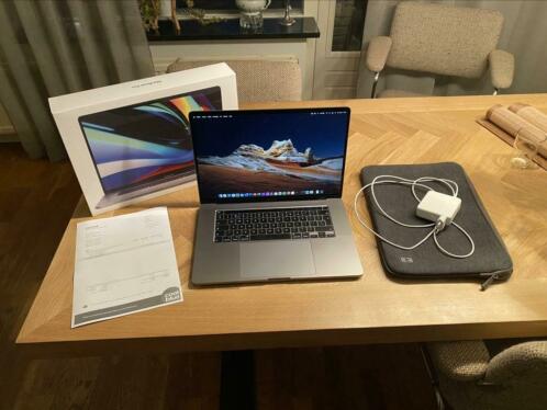 MacBook Pro 16 inch 2.6GHz 6 core i7, 512GB, 5300M Als nieuw