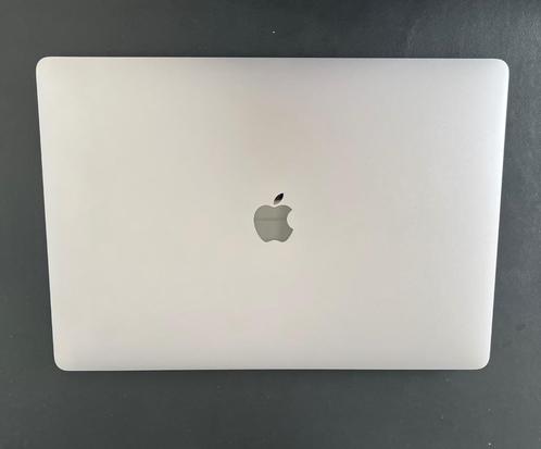 MacBook Pro 16 inch eind 2019 Touch Bar icl doos en lader