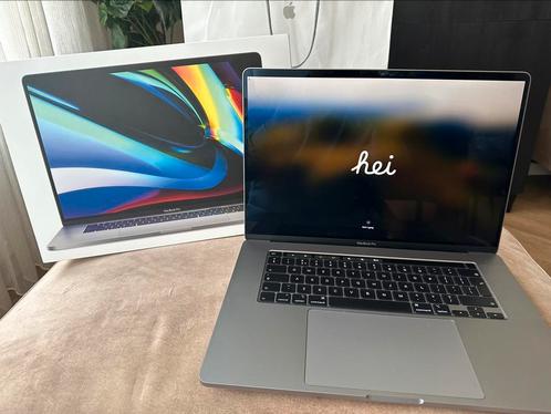 MacBook Pro 16 Inch i9 32GB RAM 1TB SSD