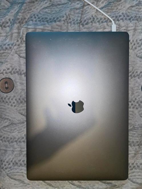 Macbook Pro 16-inchi732GB 500GB opslag