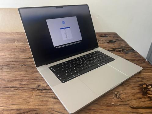 MacBook Pro 16quot - M1 - 16GB - 1TB - USB-C - Silver