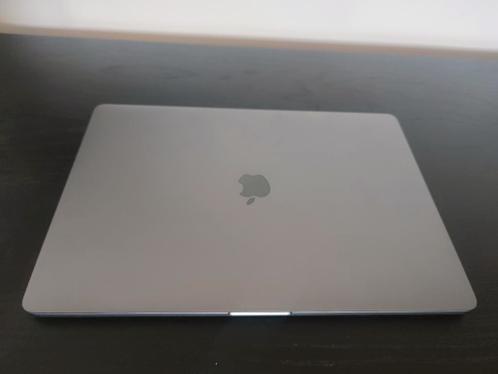 MacBook Pro 16x27, 2019, i7