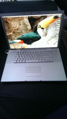 Macbook pro 17 inch 2008